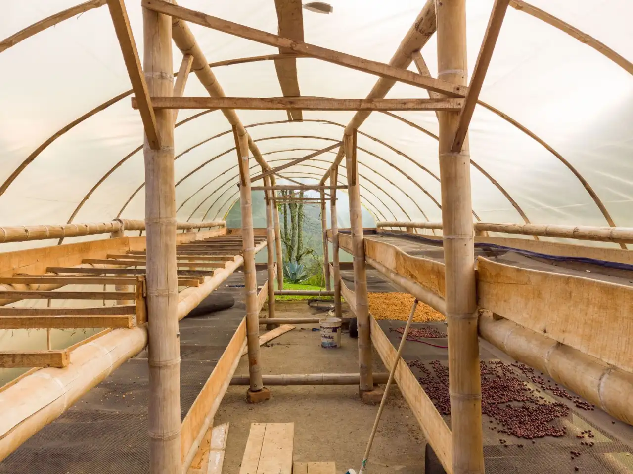重庆企业官网建设:品牌营销型网站与展示型网站的核心差异解析