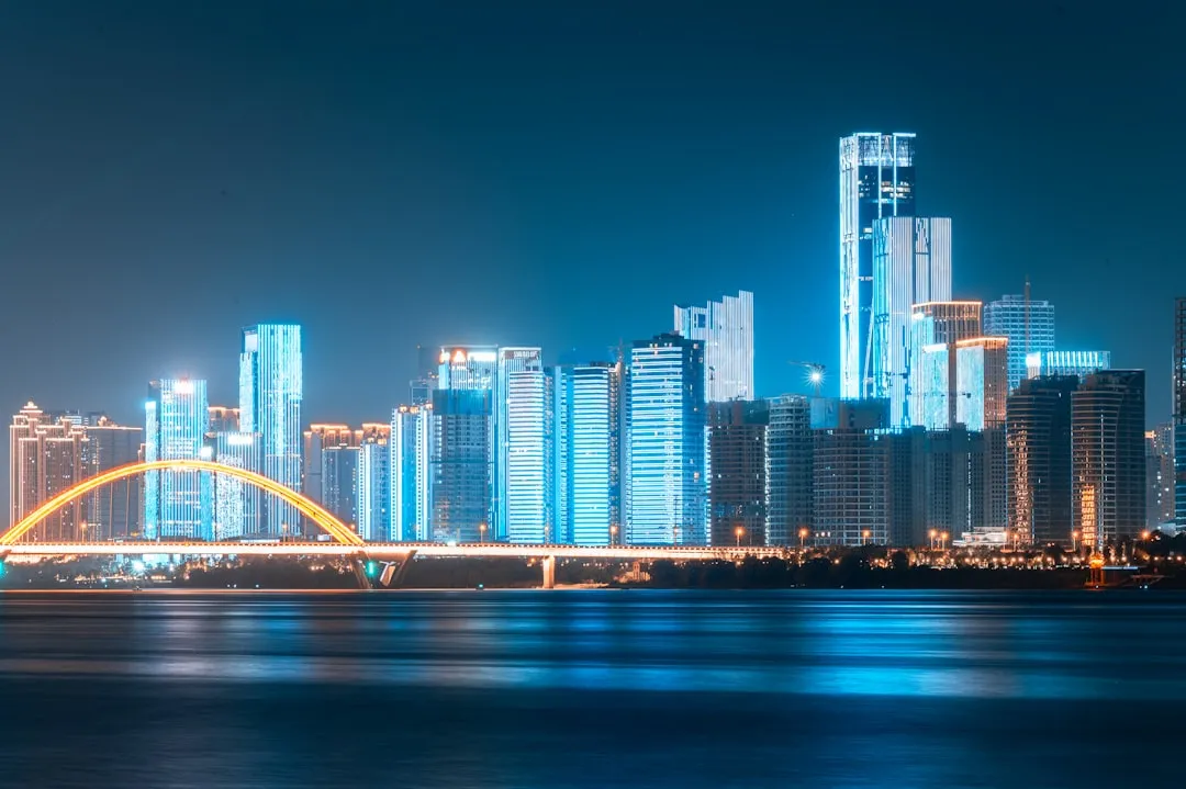 响应式网站设计趋势:适配多终端的建站技术方案